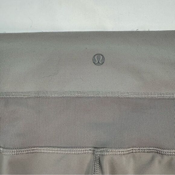 Lululemon Breathe Easy Pant Size 6? Ambient Grey Legging Gym Athlesiure Mesh - Picture 5 of 8